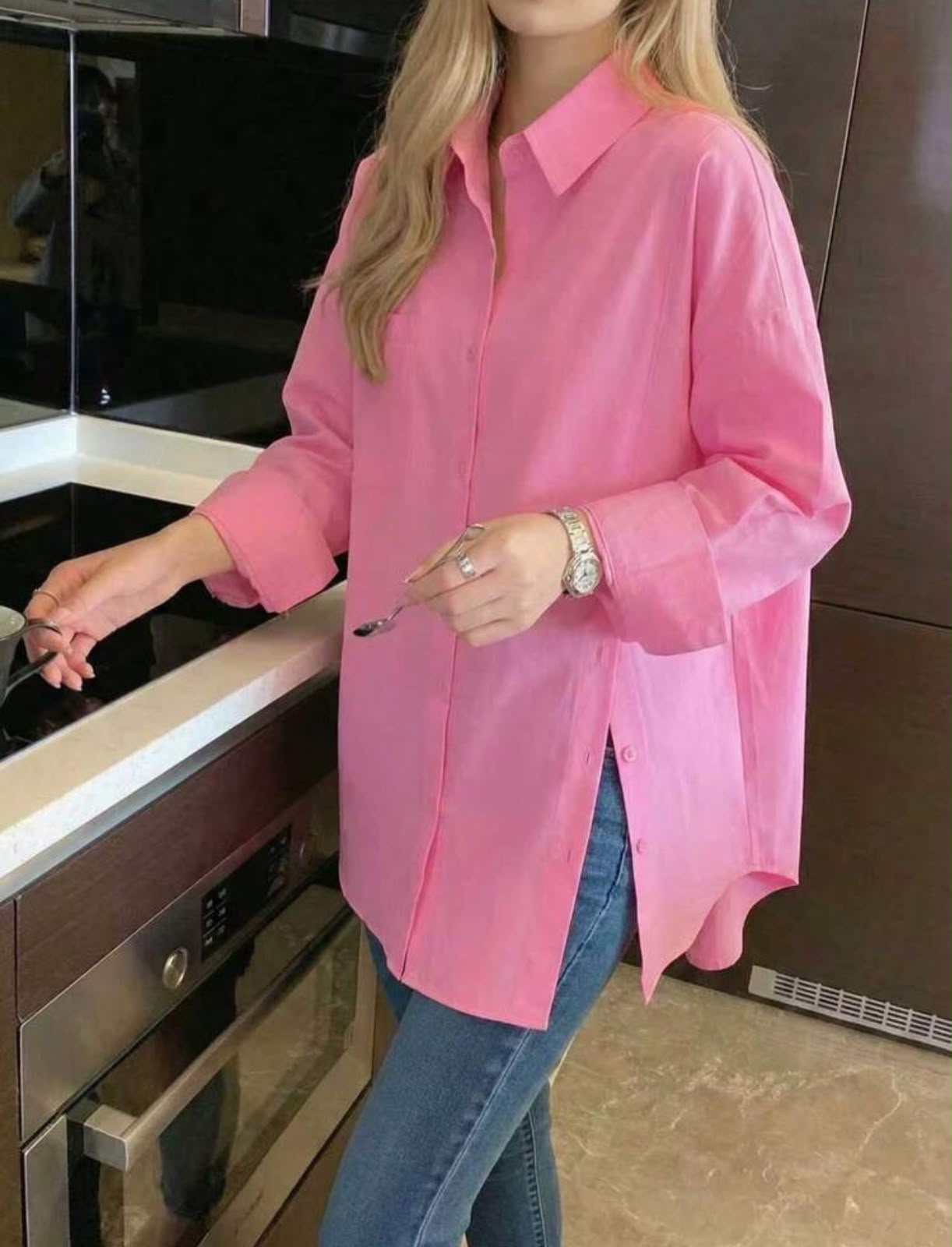 Chemise Oversize Rose Bonbon à Fentes – Image 3